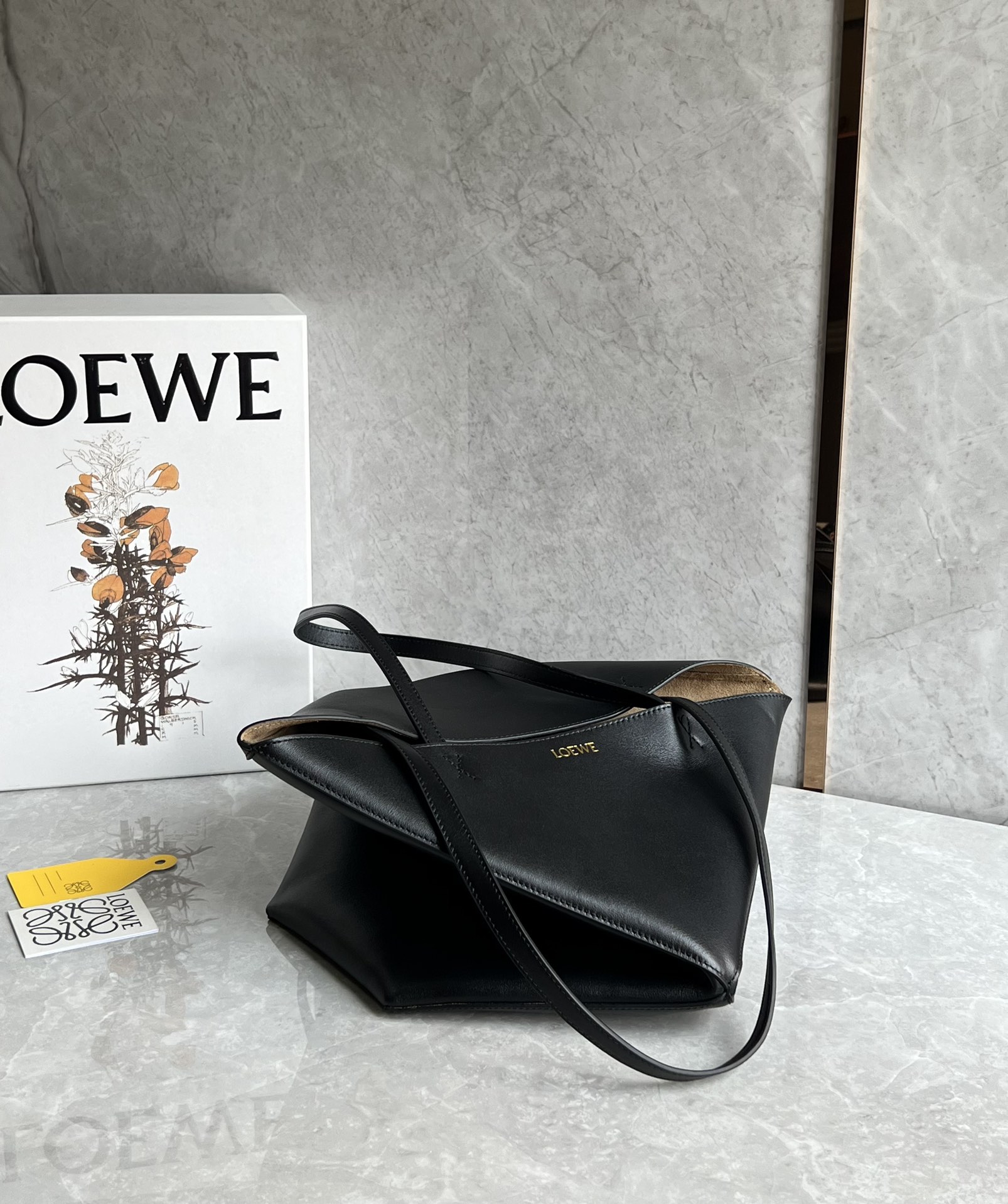 Loewe Medium Puzzle Fold Tote in Shiny Calfskin Black